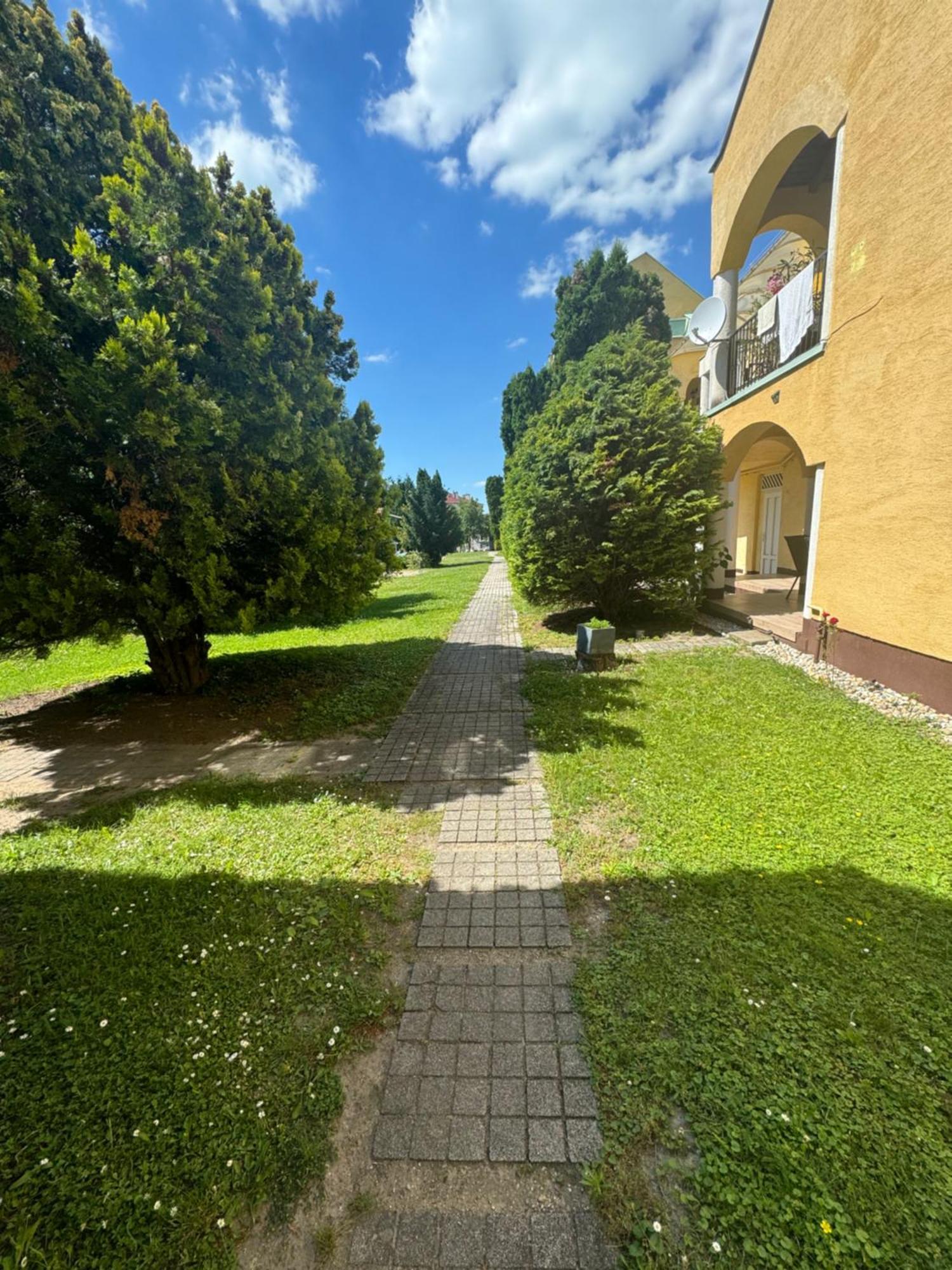 Blathy Apartman Шиофок Экстерьер фото